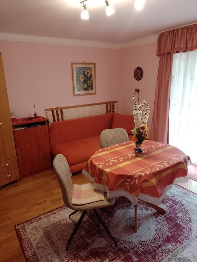 Gyoengyvirag Ueduelo - Mario Apartman هاركاني المظهر الخارجي الصورة