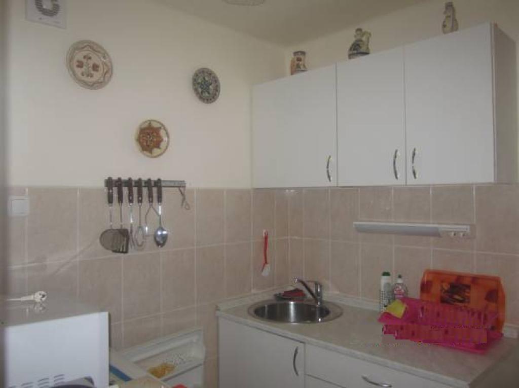Gyoengyvirag Ueduelo - Mario Apartman هاركاني الغرفة الصورة